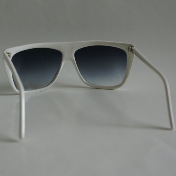 NWOT TruVintage 80's Lady's fashion thick frame w/Gradient Smoke lens Sunglasses - Picture 3 of 4
